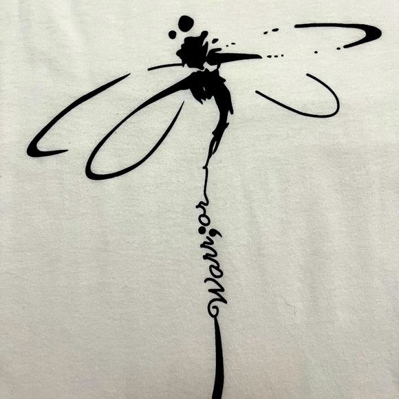 EUC White T-Shirt with “Tinkerbell” like or Black Dragonfly Design - S - Picture 1 of 2